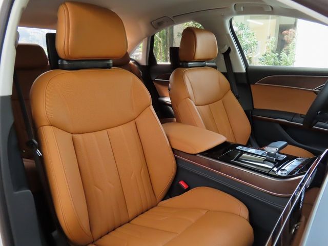 Audi A8 2022-08 9439-25