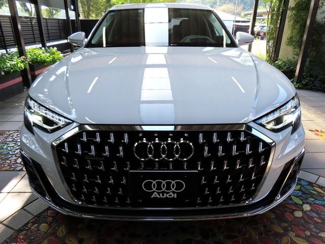 Audi A8 2022-08 9439-3