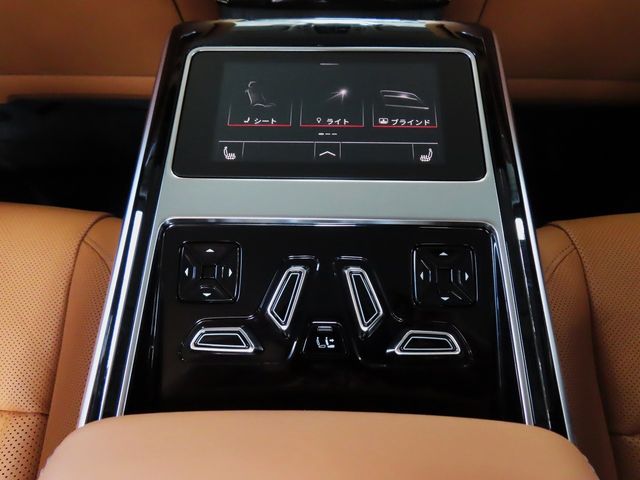 Audi A8 2022-08 9439-28
