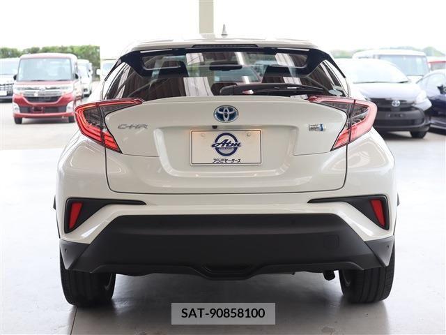 Toyota C-HR 2018-10 264088-21