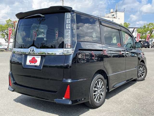 Toyota VOXY 2015-10 8853-2