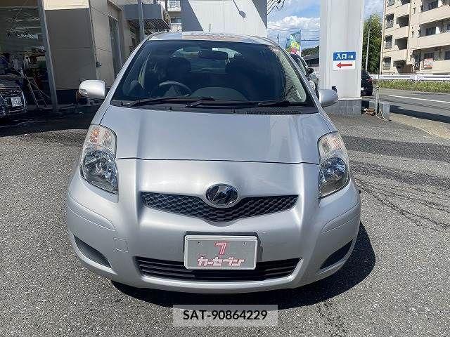 Toyota VITZ 2008-11 370175-12