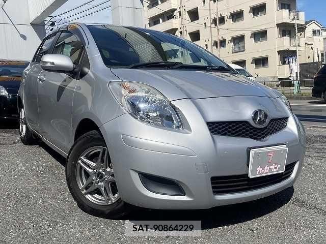 Toyota VITZ 2008-11 370175-0