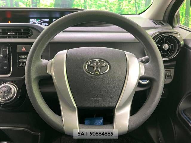 Toyota AQUA 2015-03 292337-11