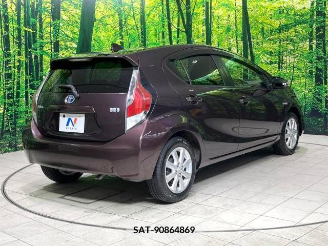 Toyota AQUA 2015-03 292337-17