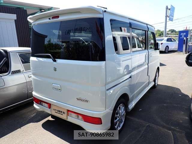 Suzuki EVERY WAGON 2024-07 359982-3