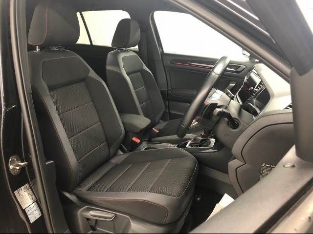 VolksWagen T-ROC 2020-09 28176-3