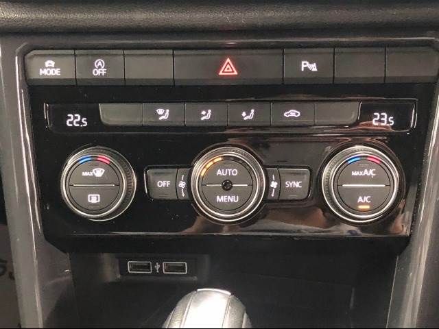 VolksWagen T-ROC 2020-09 28176-11