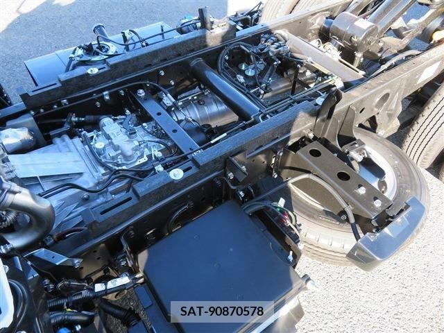 Mitsubishi CANTER 2024-02 263923-14