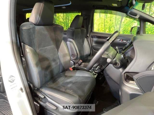 Toyota ALPHARD 2021-04 345375-9