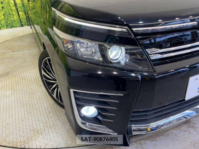 Toyota VOXY 2014-02 370311-12