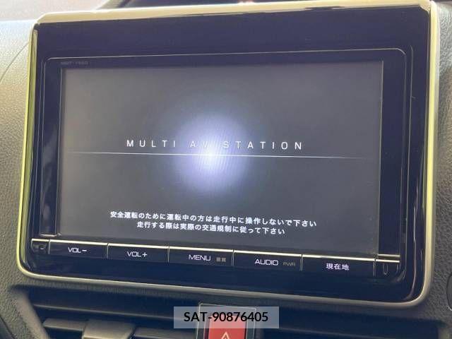 Toyota VOXY 2014-02 370311-2