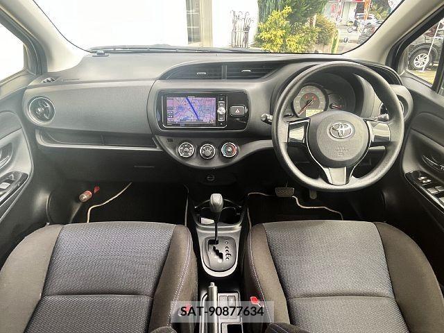 Toyota VITZ 2016-12 394852-1