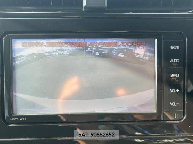 Toyota PRIUS 2015-12 393321-3