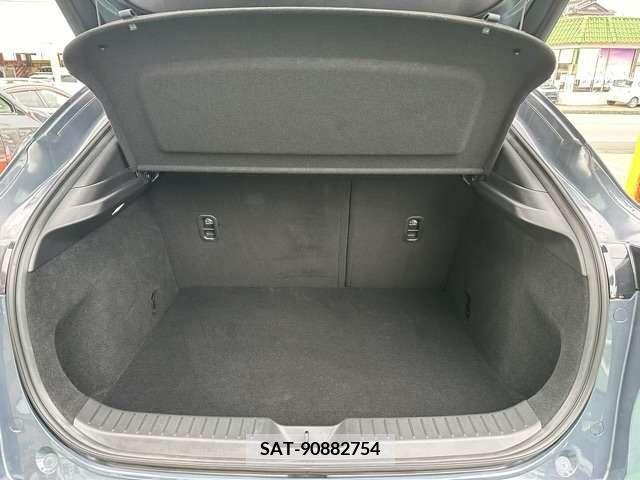 Mazda CX-30 2022-03 295559-10
