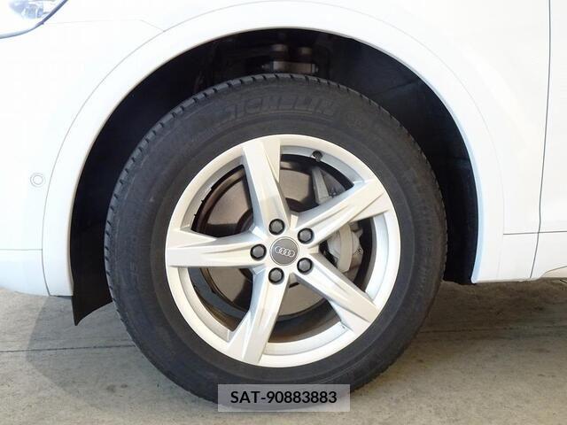 Audi Q5 2019-02 261301-6
