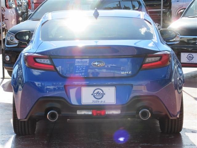 Subaru BRZ 2023-02 818-23