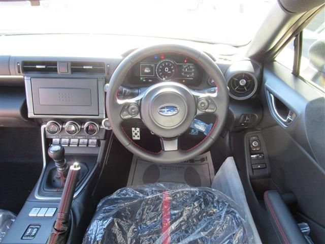 Subaru BRZ 2023-02 818-29