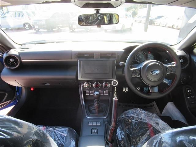 Subaru BRZ 2023-02 818-1