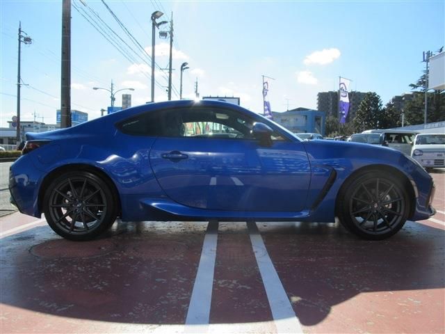 Subaru BRZ 2023-02 818-22
