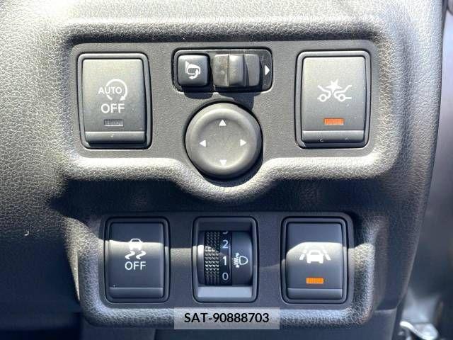 Nissan NOTE 2015-10 280175-4