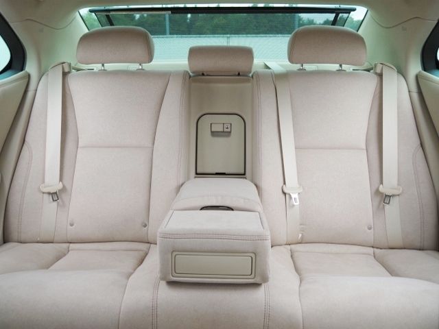 Lexus LS 2017-06 6320-13