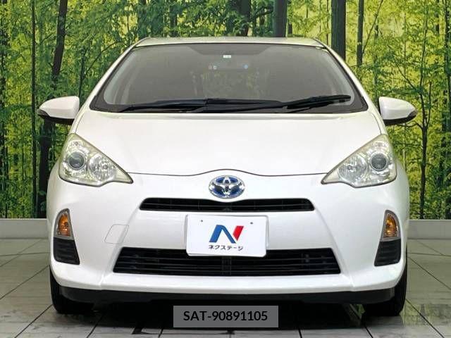 Toyota AQUA 2012-03 350442-14