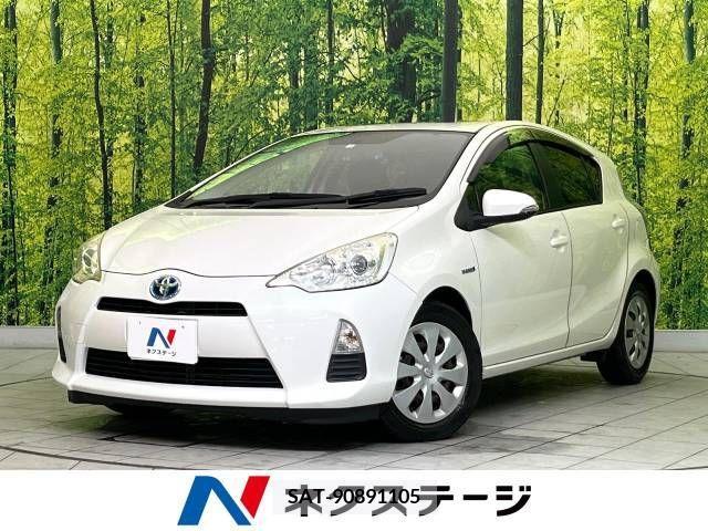 Toyota AQUA 2012-03 350442-0