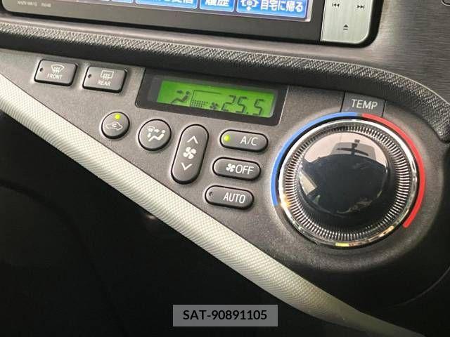 Toyota AQUA 2012-03 350442-6