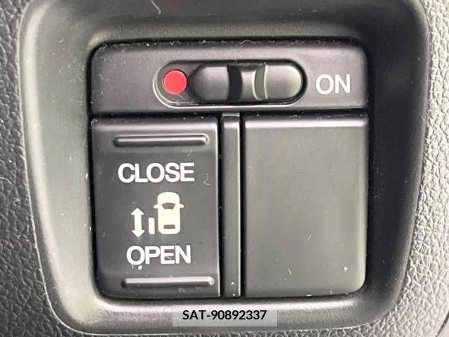 Honda N BOX CUSTOM 2012-05 248086-5