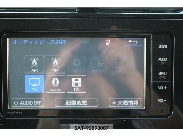 Toyota PRIUS 2016-03 366628-3