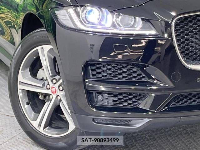 Jaguar F-PACE 2017-12 340349-10