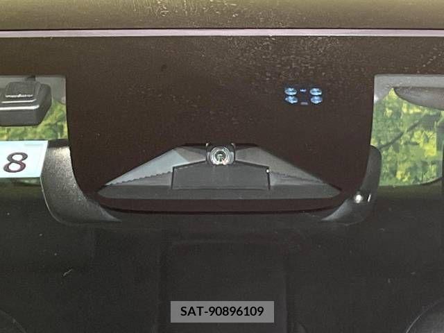 Honda VEZEL 2022-08 217042-4
