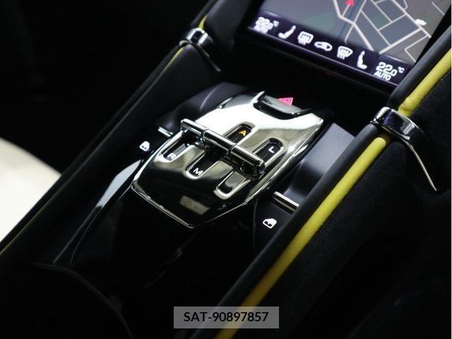 Ferrari Rome 2021-09 297617-11