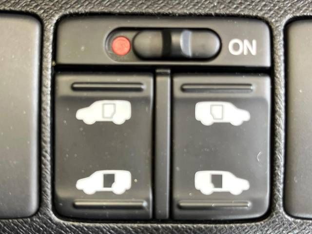 Honda e 2013-03 192192-6