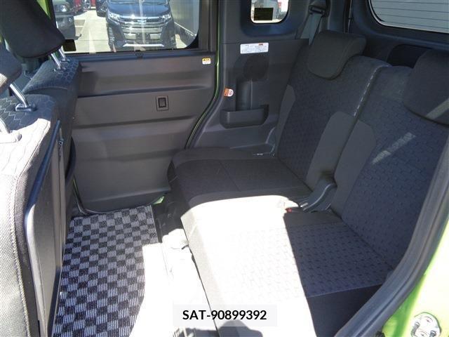 Toyota Pixis Mega 2017-12 281433-9