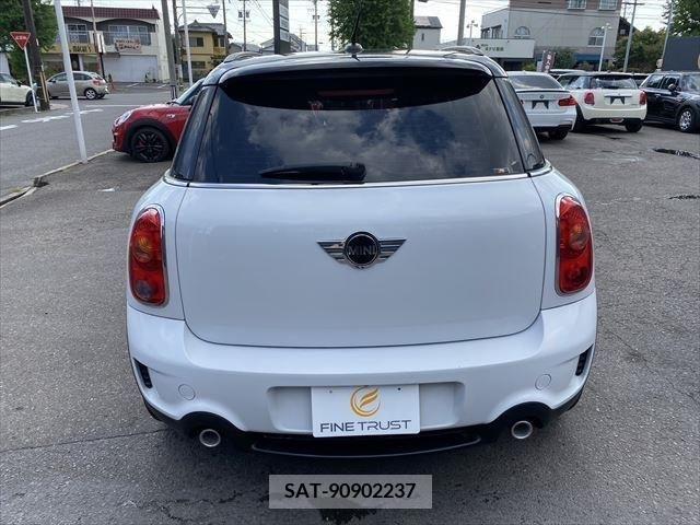 Bmw MINI 2016-08 357265-16