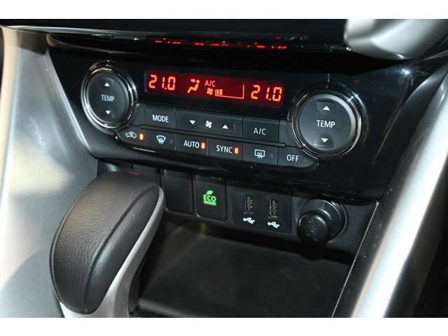 Mitsubishi ECLIPSE CROSS 2020-02 9462-14