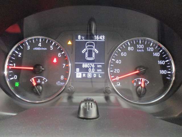 Nissan X-TRAIL 2012-01 5969-14
