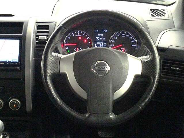 Nissan X-TRAIL 2012-01 5969-11
