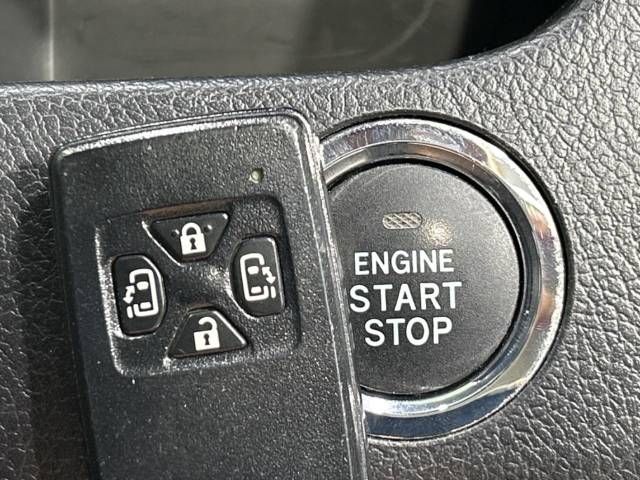 Toyota VOXY 2012-01 12736-6