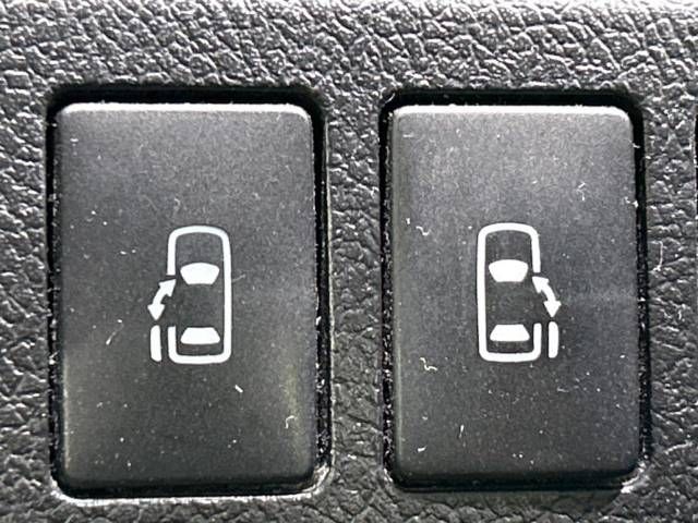 Toyota VOXY 2012-01 12736-5