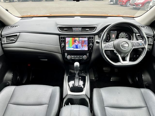 Nissan X-TRAIL 2018-09 17293-1
