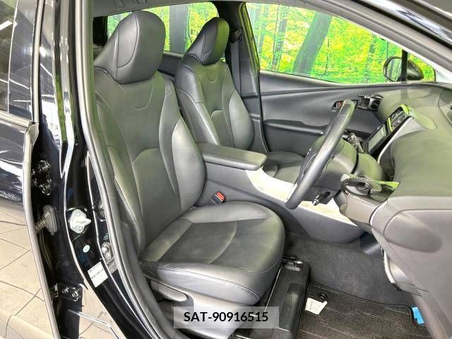 Toyota PRIUS 2017-08 378816-8