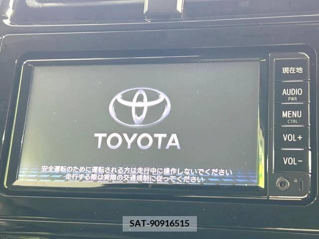 Toyota PRIUS 2017-08 378816-3