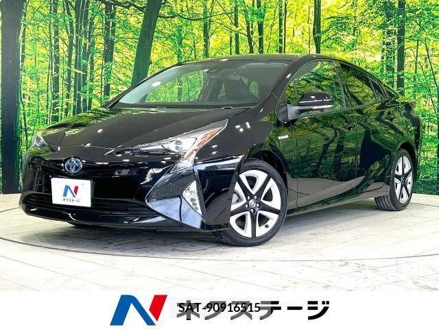 Toyota PRIUS 2017-08 378816-0