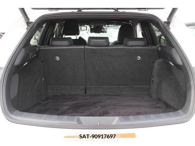 Lexus UX 2021-08 275950-17