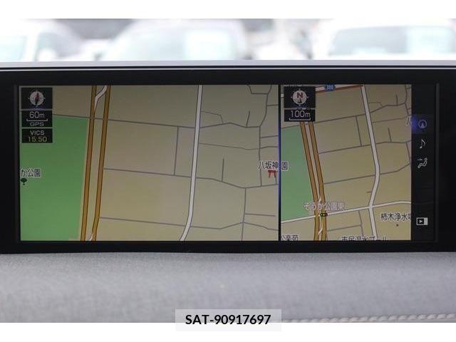 Lexus UX 2021-08 275950-1