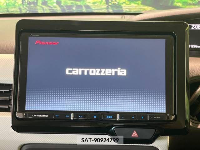 Honda N BOX 2022-02 349841-2