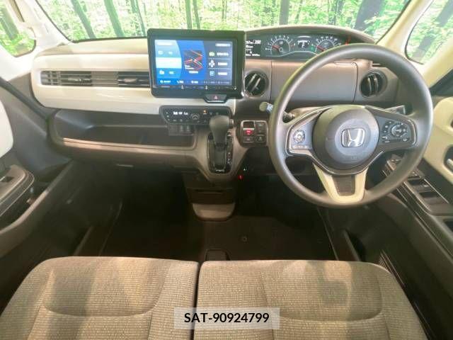 Honda N BOX 2022-02 349841-1
